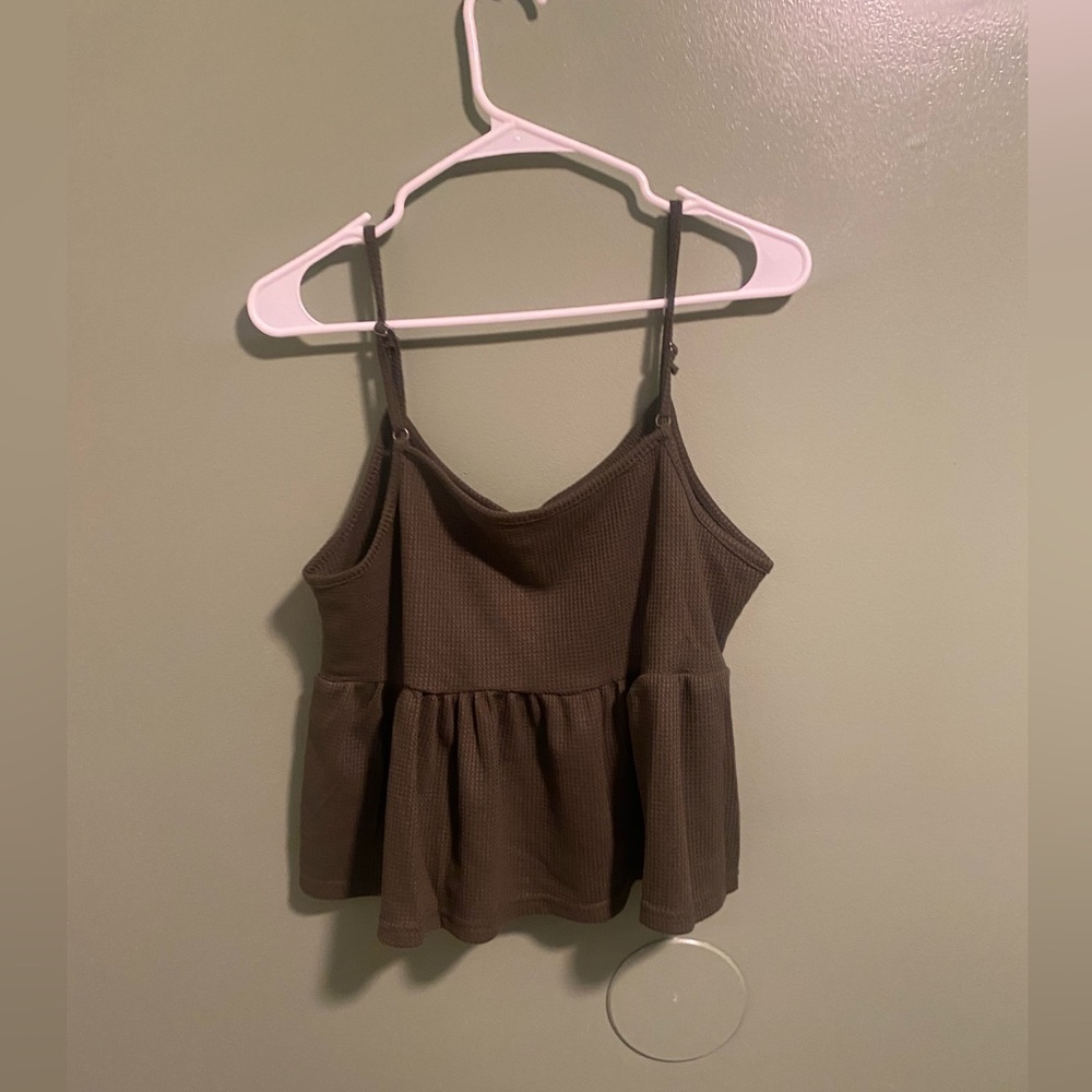 Green Sleeveless Buttoned Women's Top - Picture 3 of 4